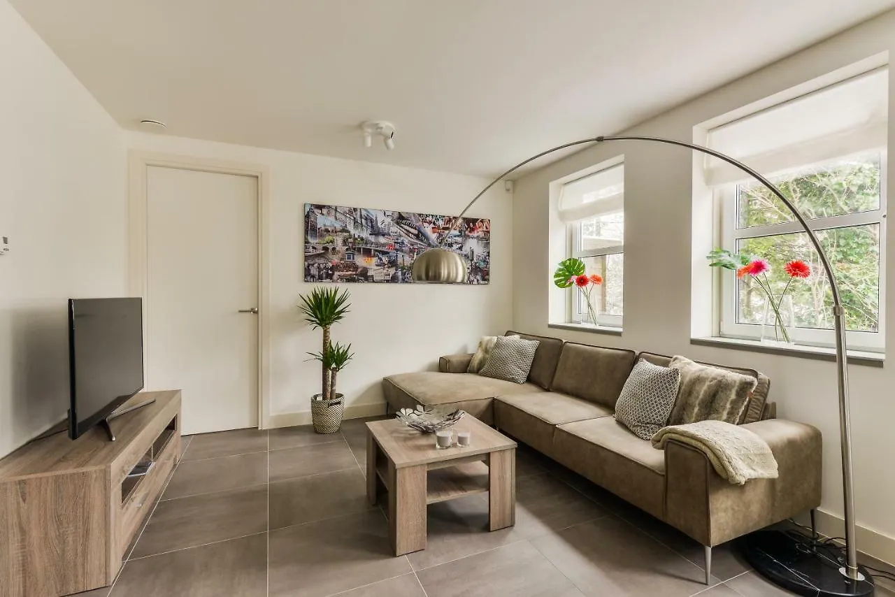 Holiday home Luxury Family Residence Schinkeldijkje Aalsmeer